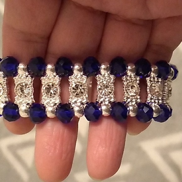 Handmade bracelets - Picture 8 of 8